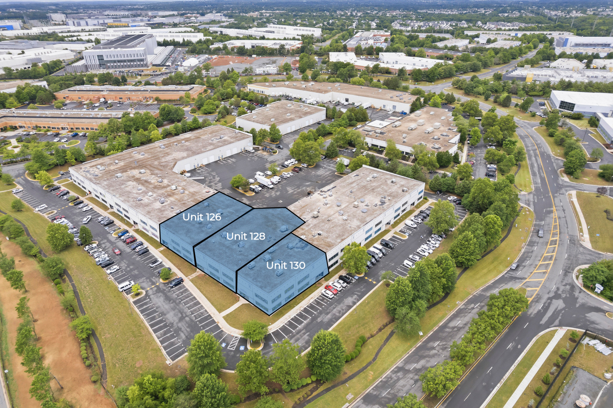 25,050 SF Industrial Flex Owner-User Opportunity in Ashburn
