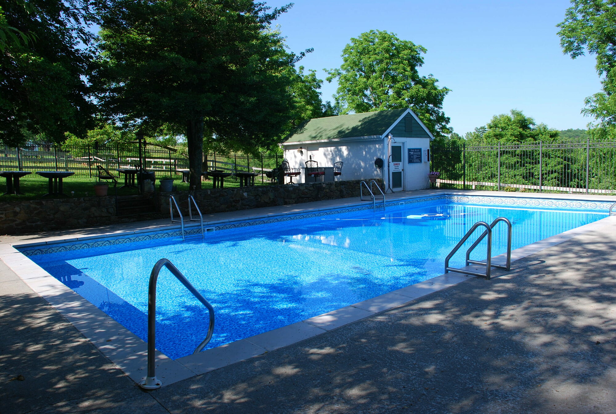 Turnkey Event Center and Cottage Inn on 46 Acres in Middleburg