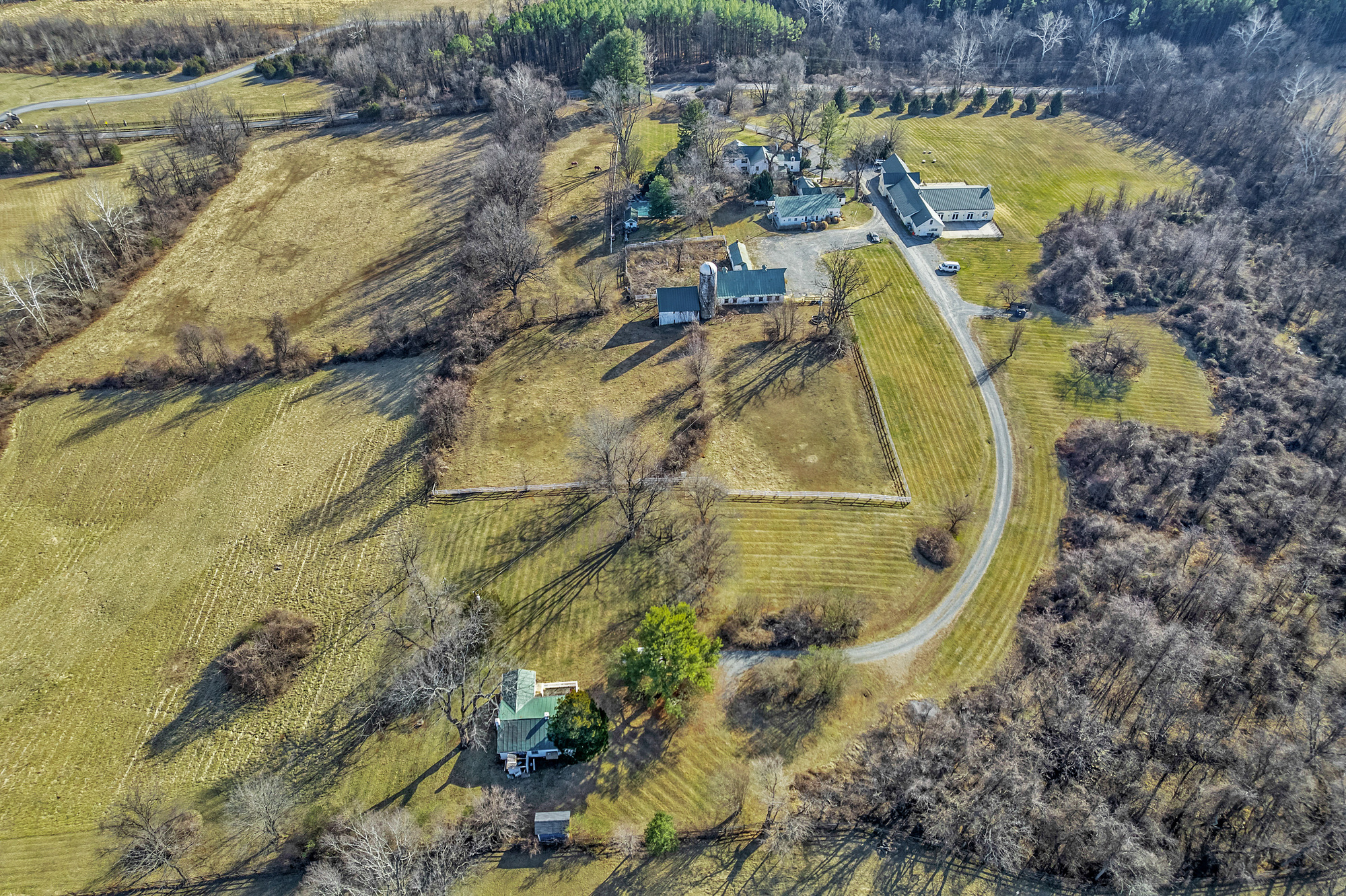 Turnkey Event Center and Cottage Inn on 46 Acres in Middleburg