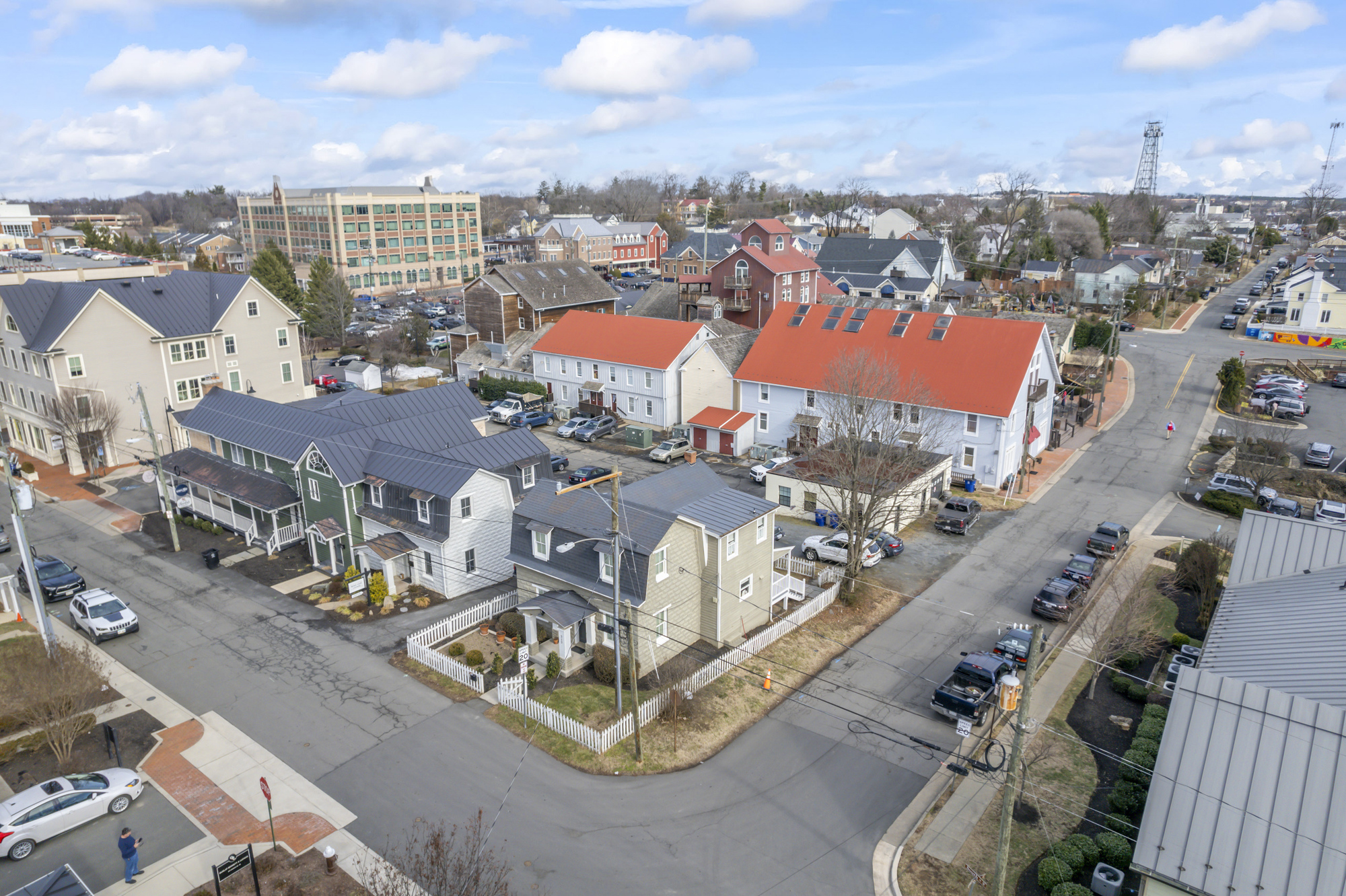Multi-Tenant Retail Investment | Downtown Leesburg