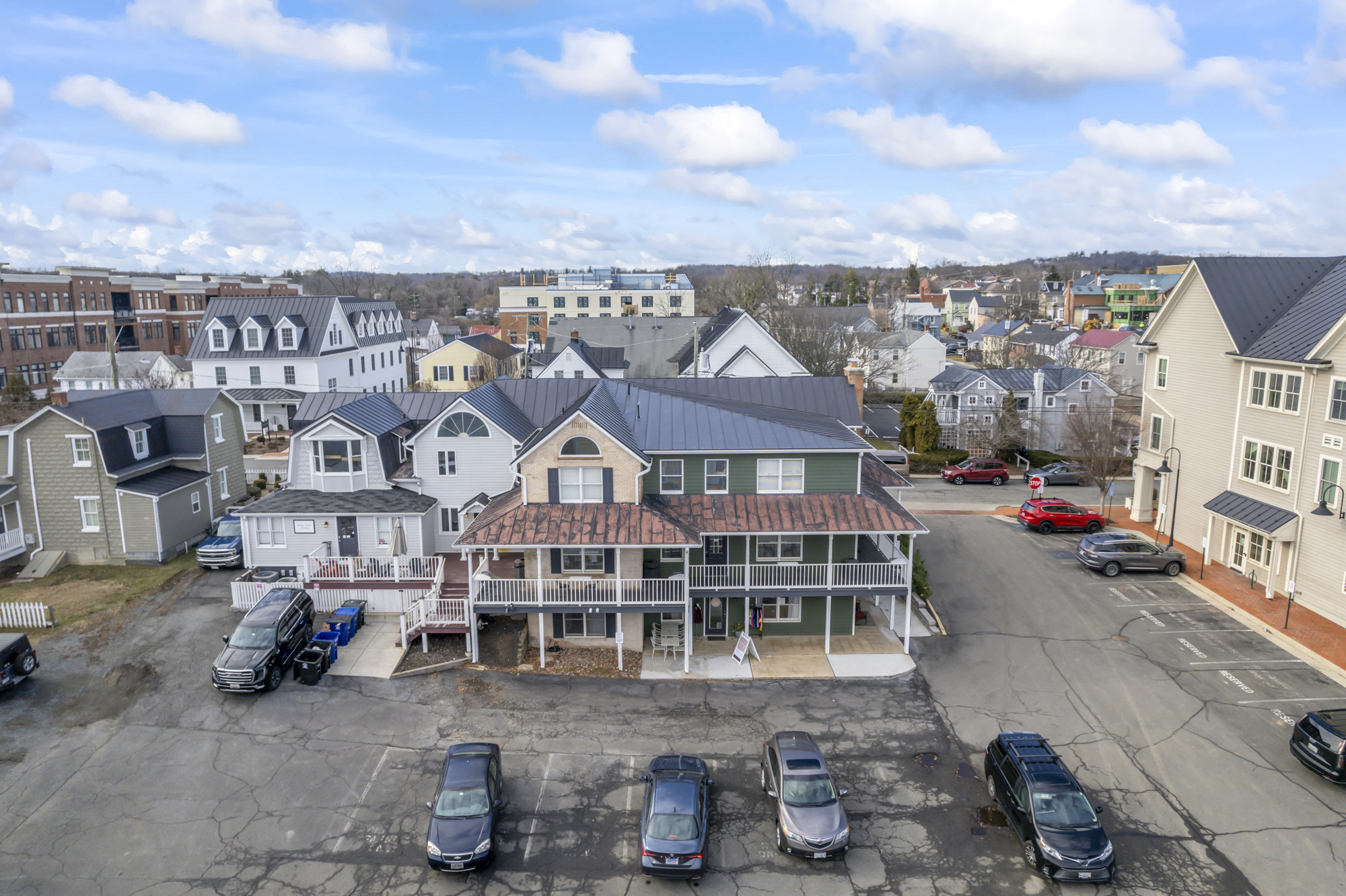 Multi-Tenant Retail Investment | Downtown Leesburg