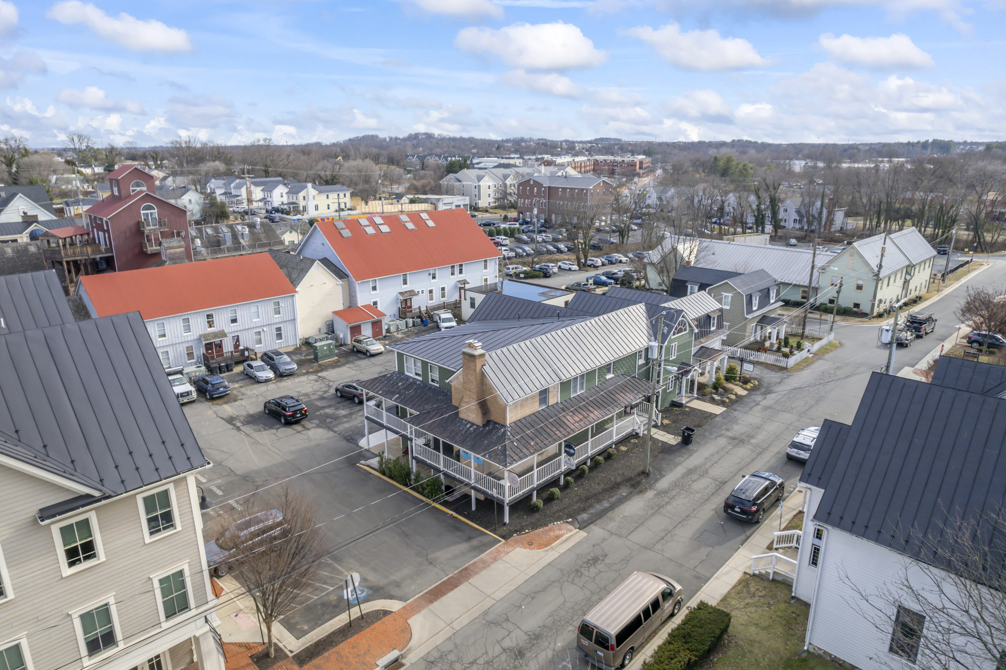 Multi-Tenant Retail Investment | Downtown Leesburg