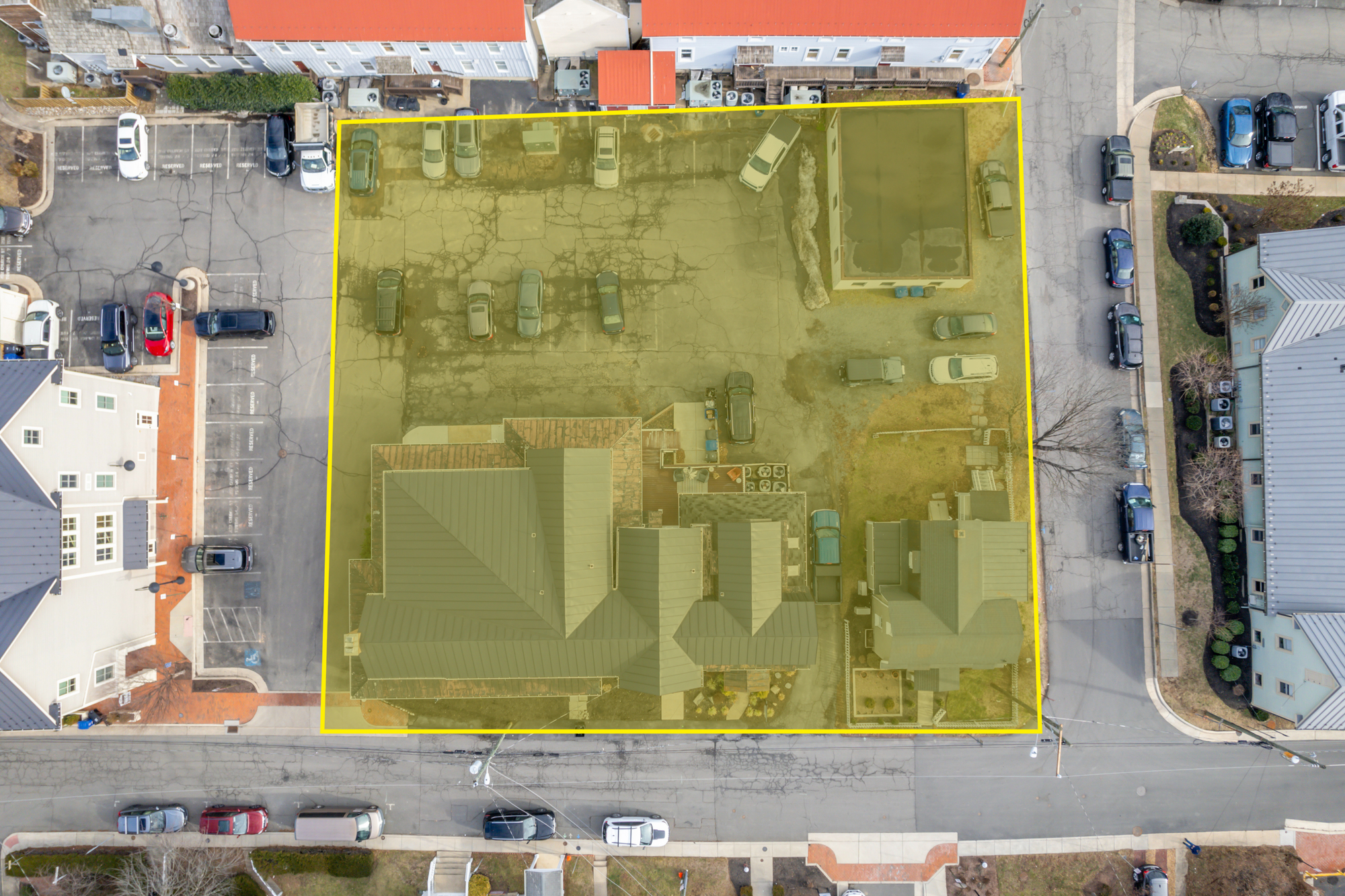 Multi-Tenant Retail Investment | Downtown Leesburg
