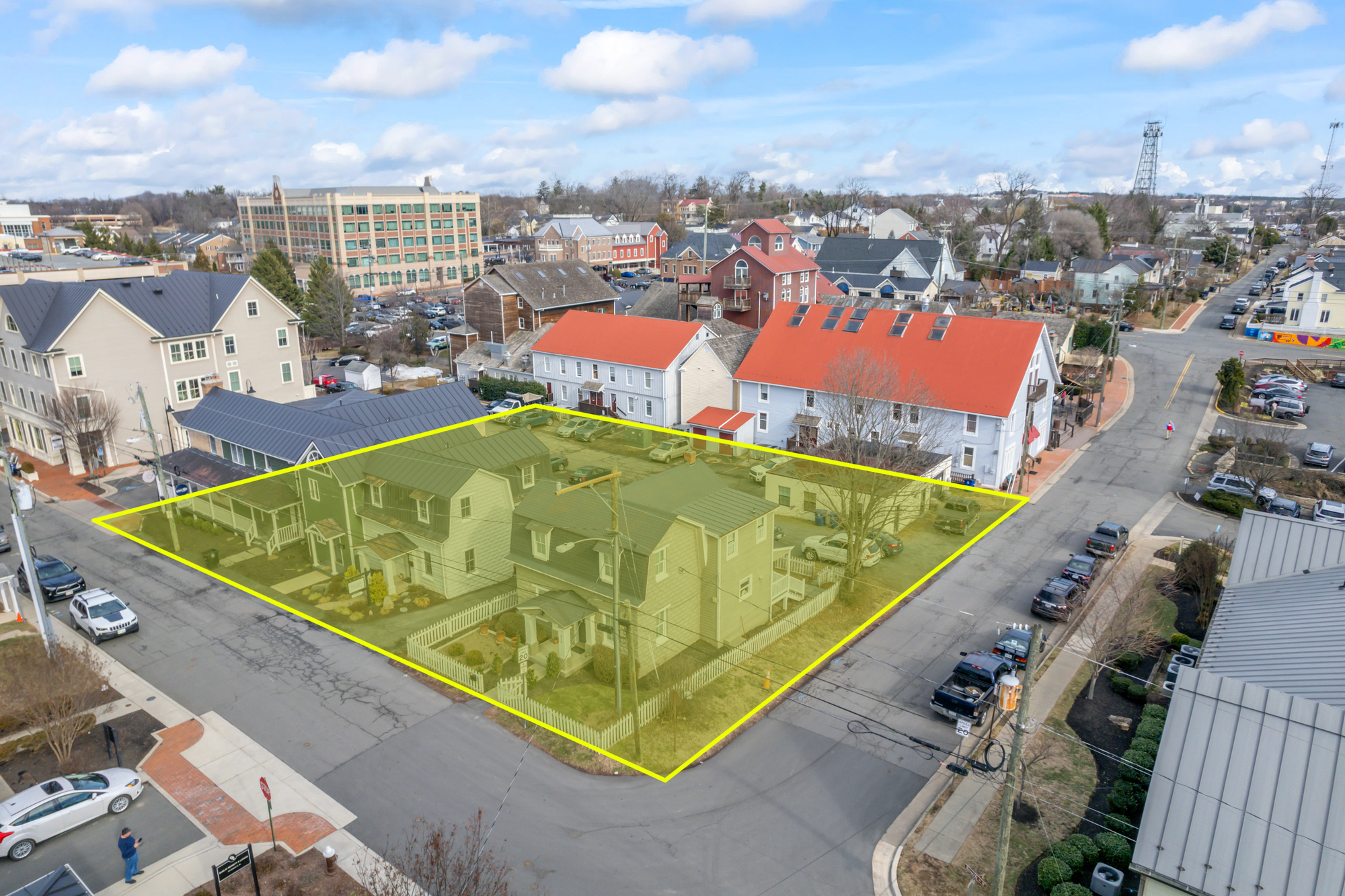 Multi-Tenant Retail Investment | Downtown Leesburg